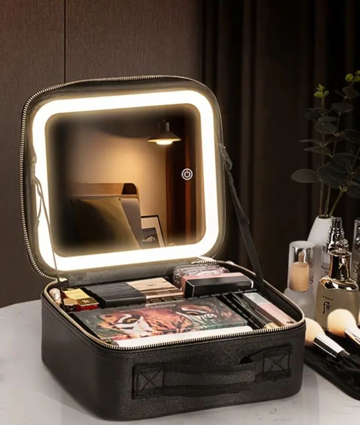 Estuche Cosmetiquera con espejo led
